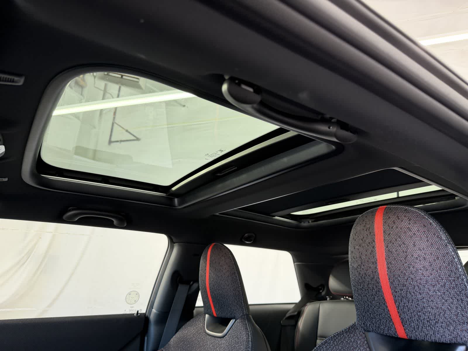 Thumbnail: 2026 MINI Cooper Hardtop - 13