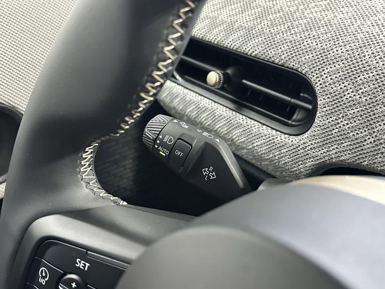 Thumbnail: 2025 MINI Cooper Hardtop - 15