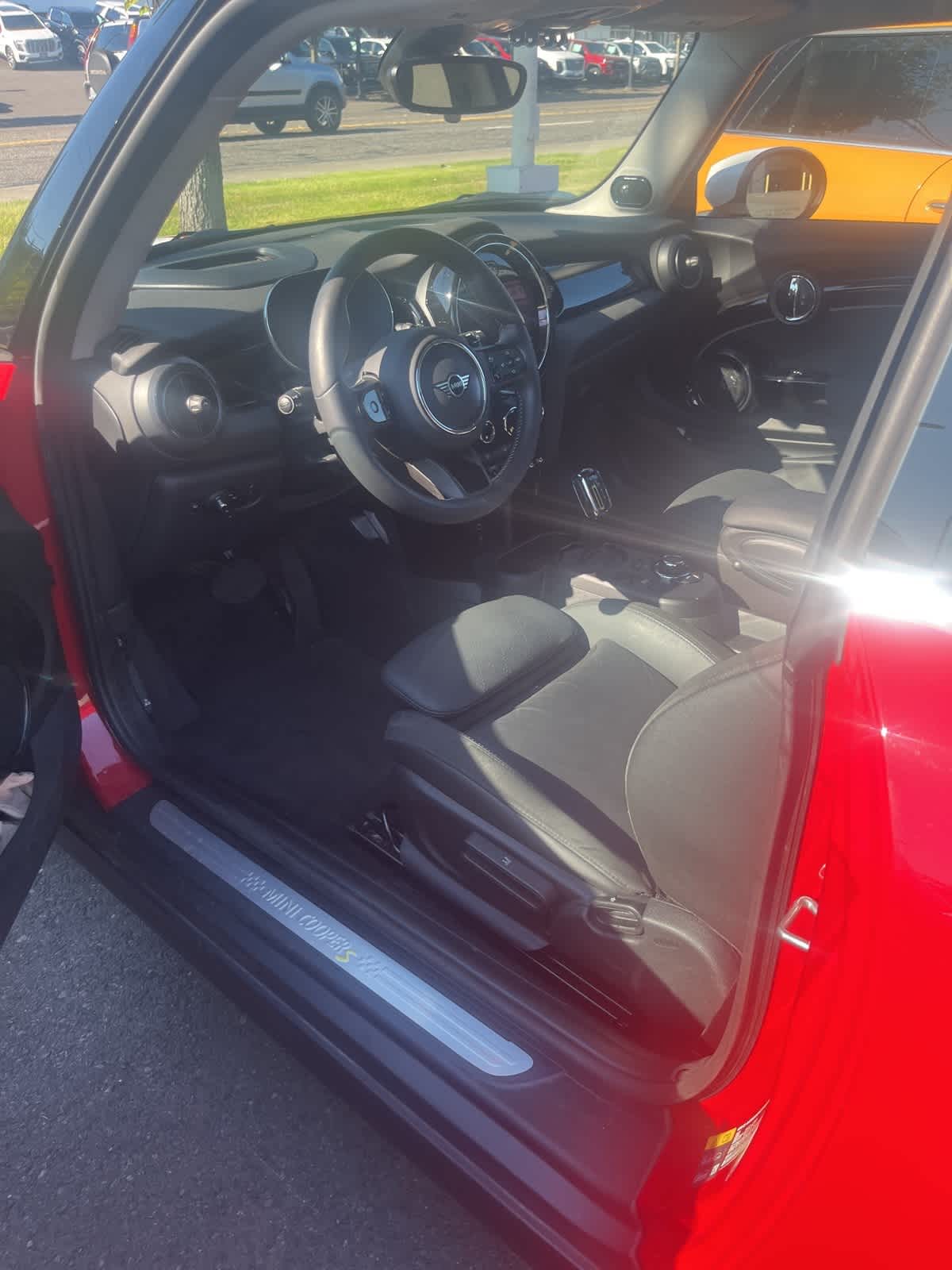 Thumbnail: 2024 MINI Cooper Hardtop - 5