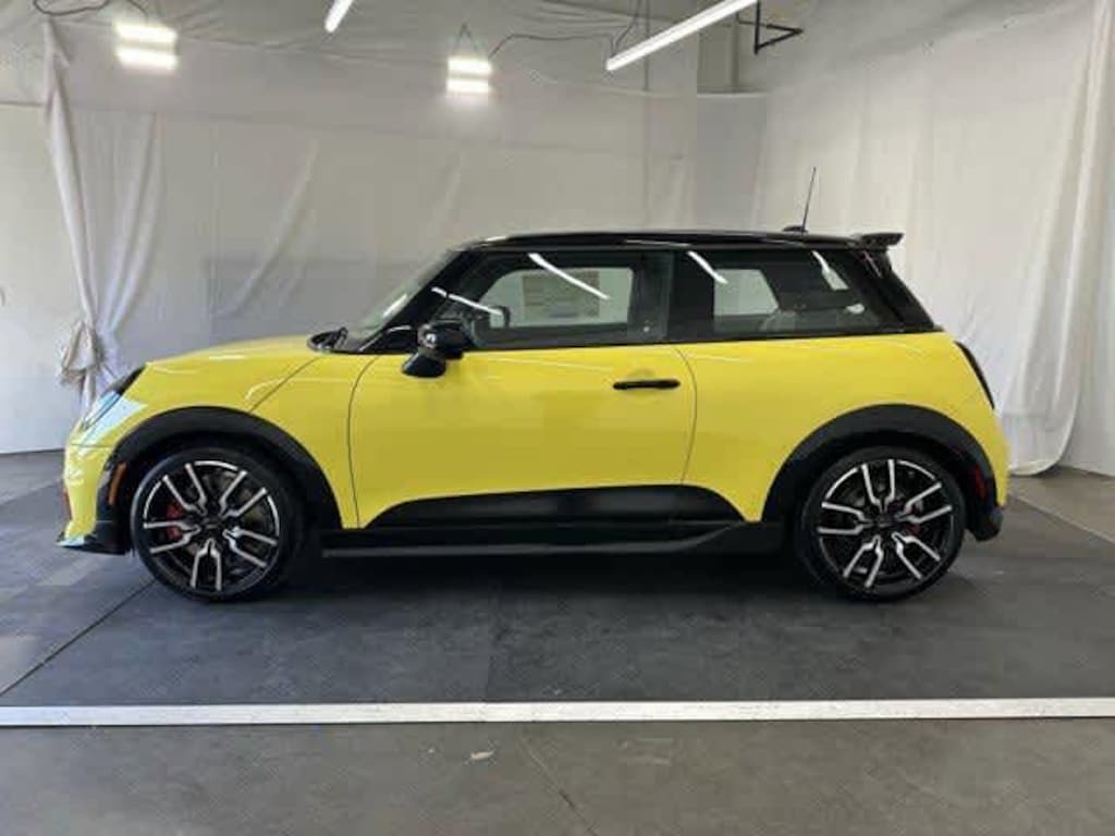New 2026 MINI Hardtop 2 Door Iconic Hatchback