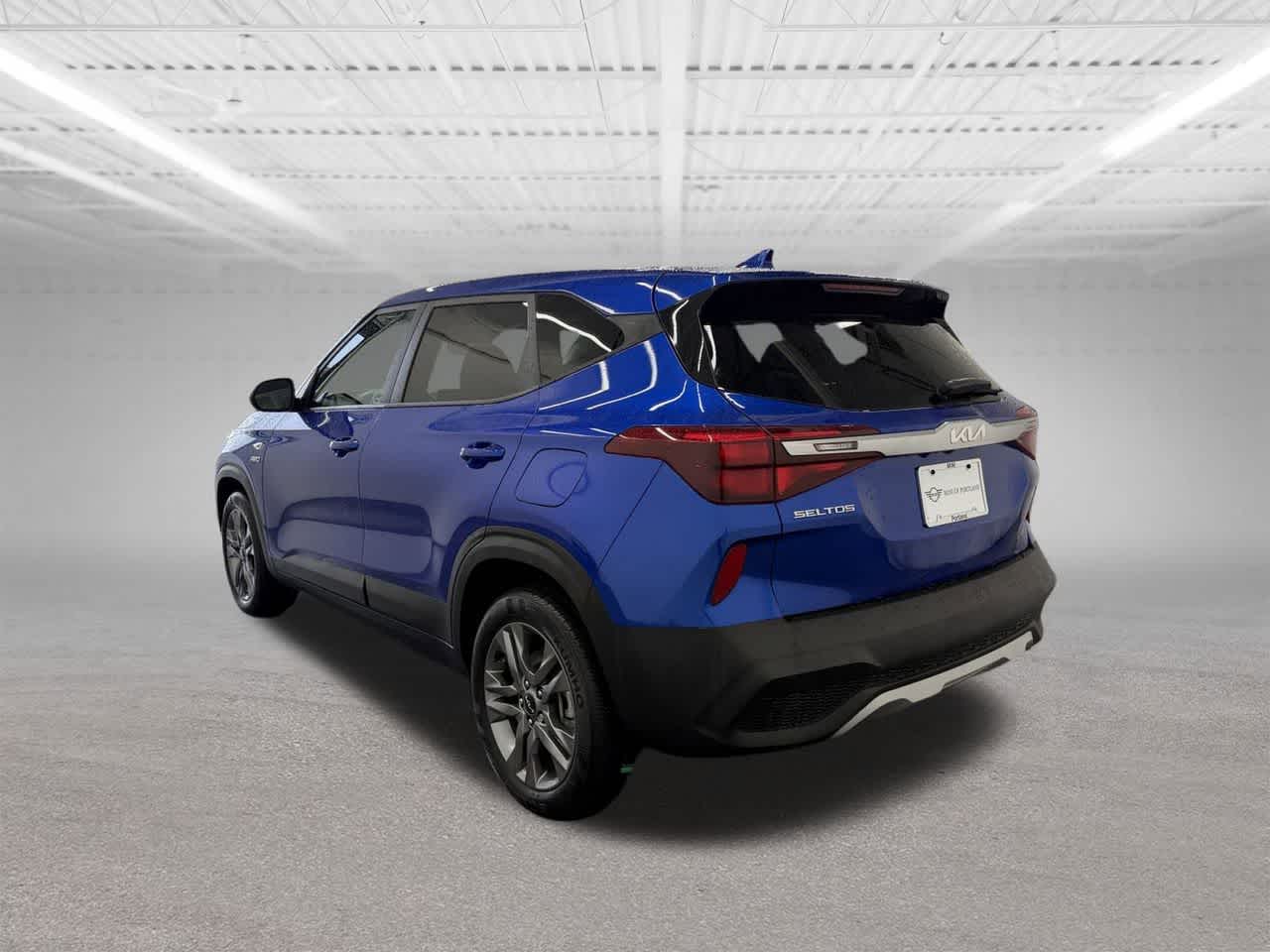 Thumbnail: 2023 Kia Seltos - 3