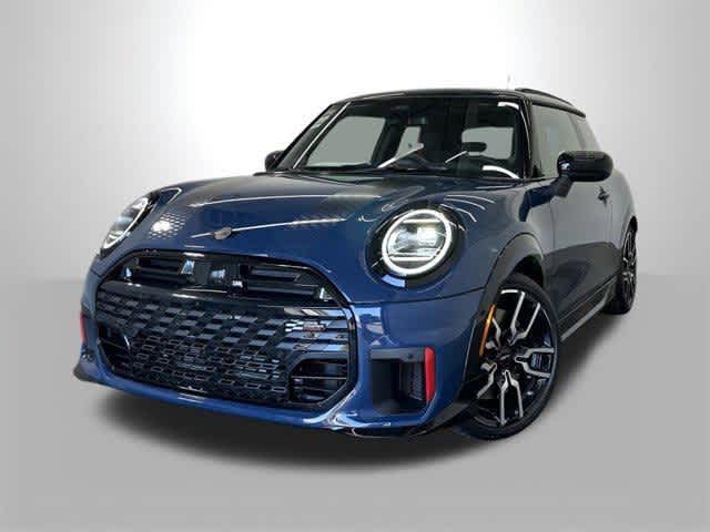 2025 MINI Hardtop 2 Door Iconic