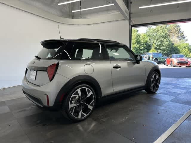 2025 MINI Cooper Hardtop S 6