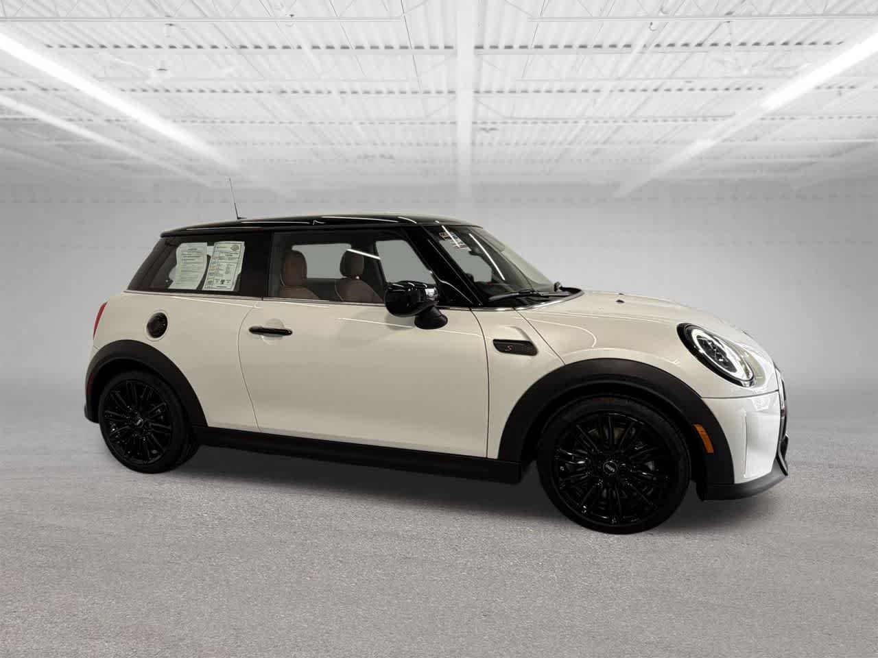 Thumbnail: 2023 MINI Cooper Hardtop - 7