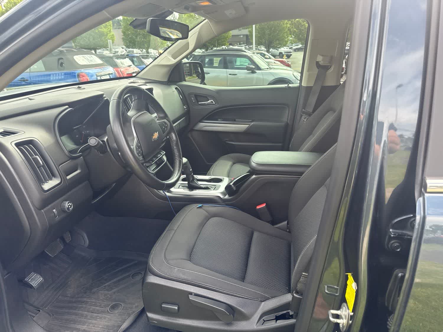 Thumbnail: 2019 Chevrolet Colorado - 6