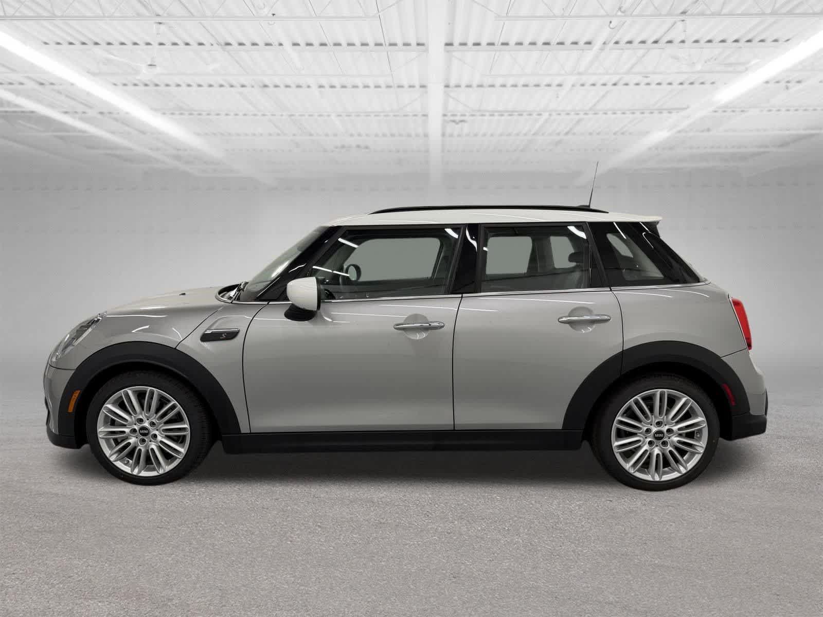 Thumbnail: 2024 MINI Cooper Hardtop - 2