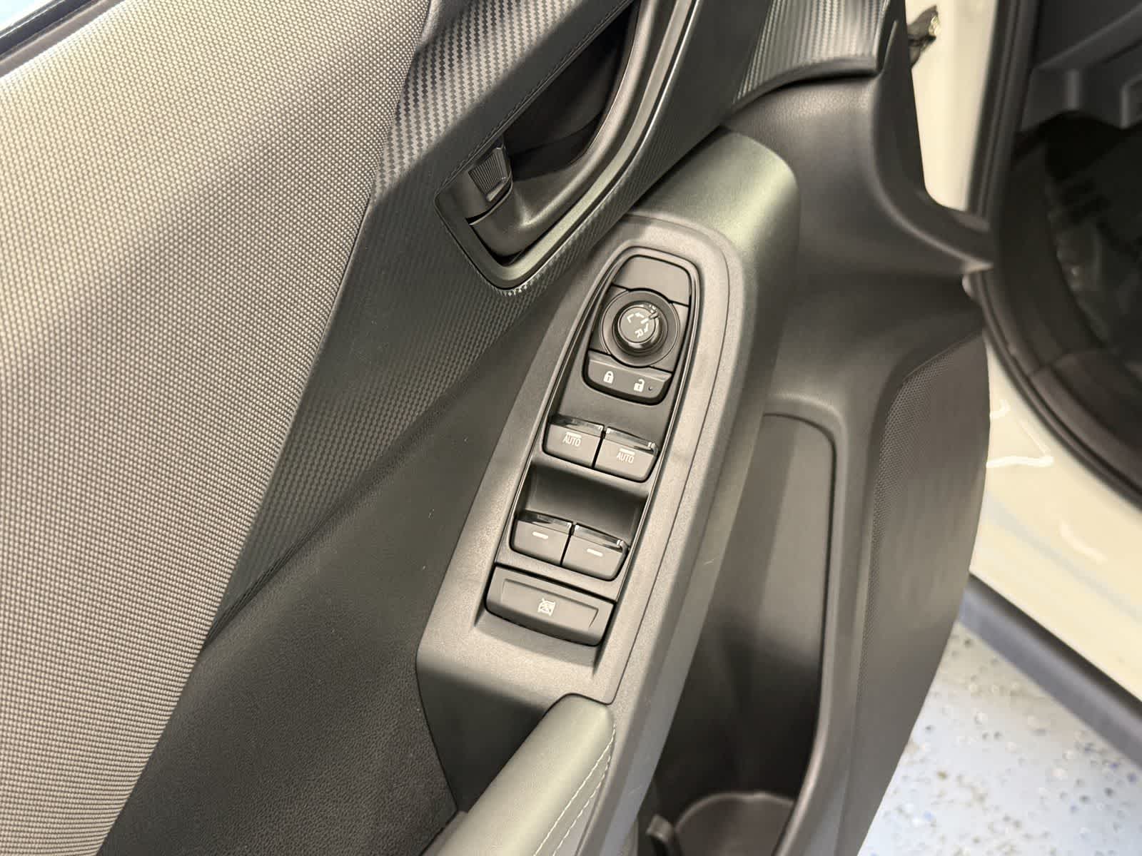 2024 Subaru Crosstrek Premium - Photo 14
