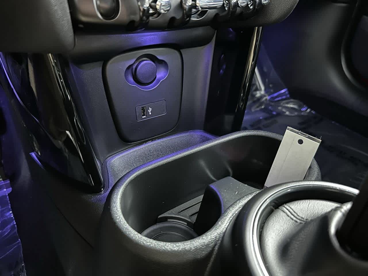 Thumbnail: 2024 MINI Cooper Hardtop - 21