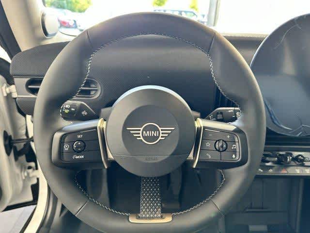 Thumbnail: 2025 MINI Cooper Hardtop - 15