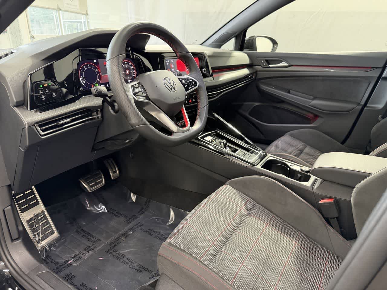 Thumbnail: 2024 Volkswagen Golf - 9