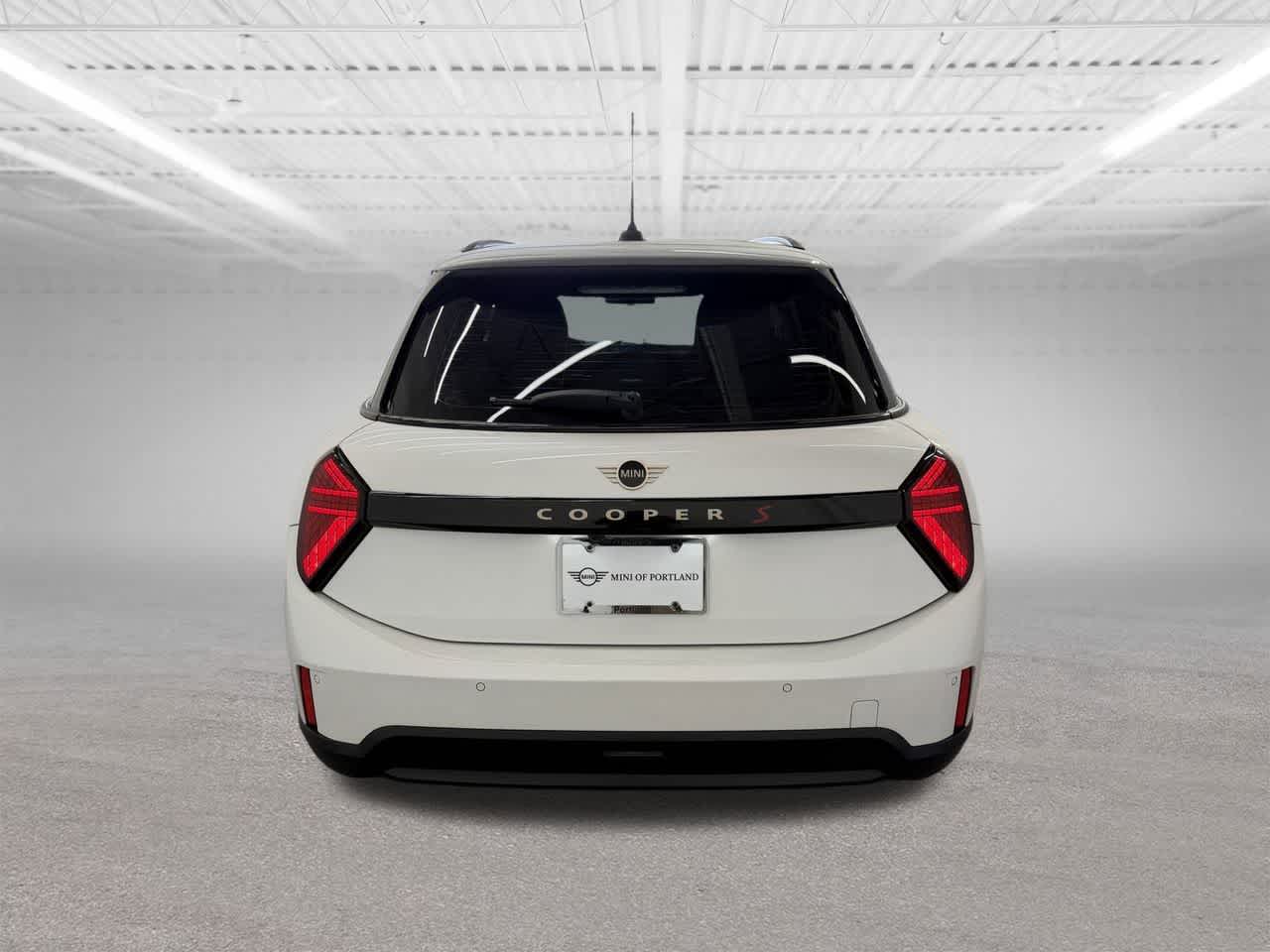 Thumbnail: 2025 MINI Cooper Hardtop - 4