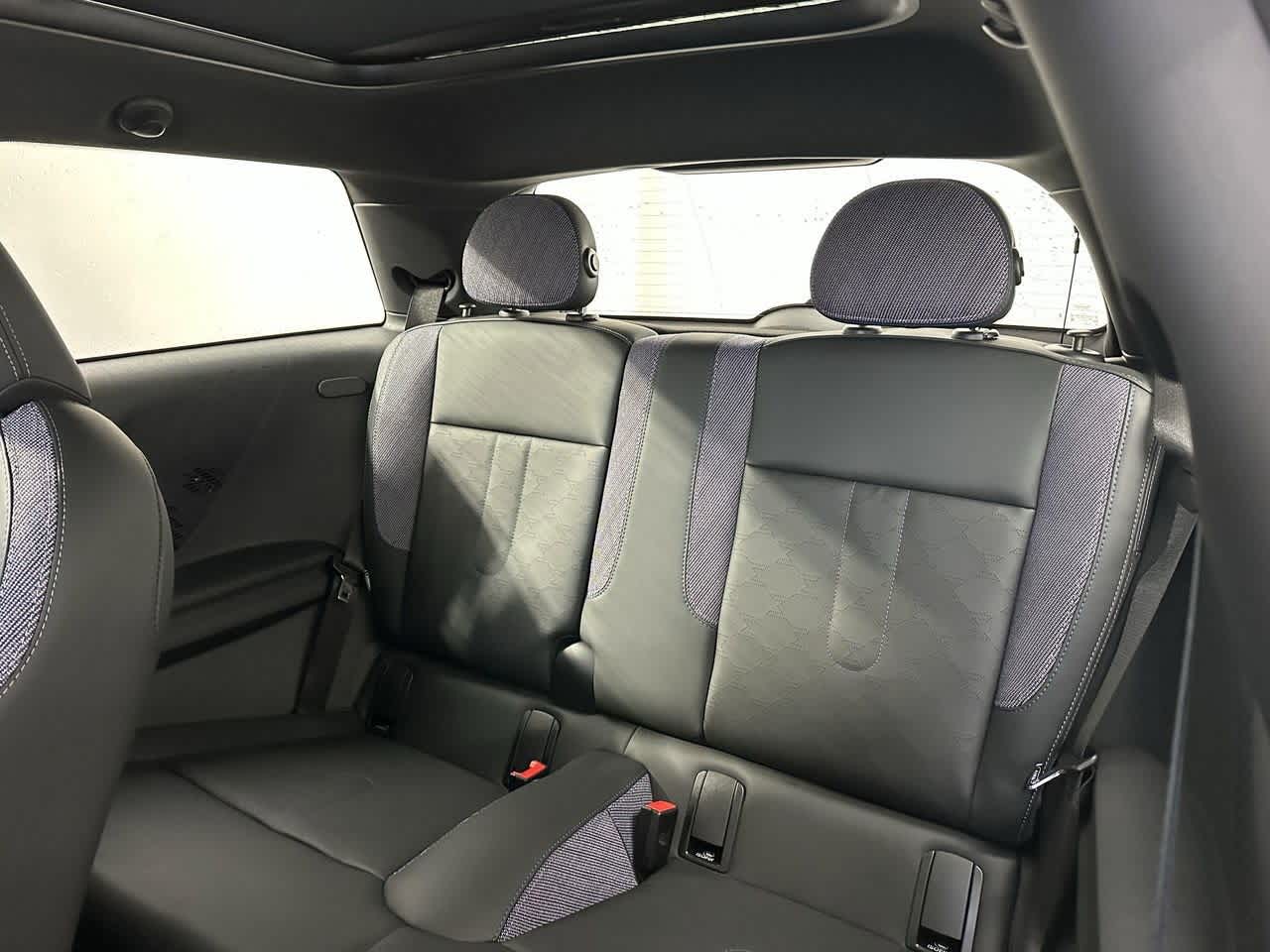 Thumbnail: 2026 MINI Cooper Hardtop - 11