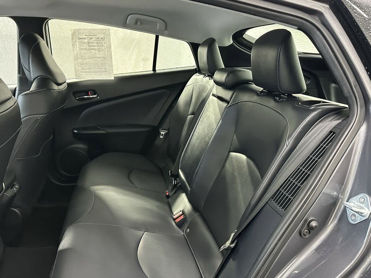 Thumbnail: 2022 Toyota Prius Prime - 11