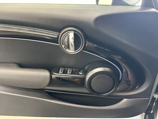 Thumbnail: 2024 MINI Cooper Convertible - 14