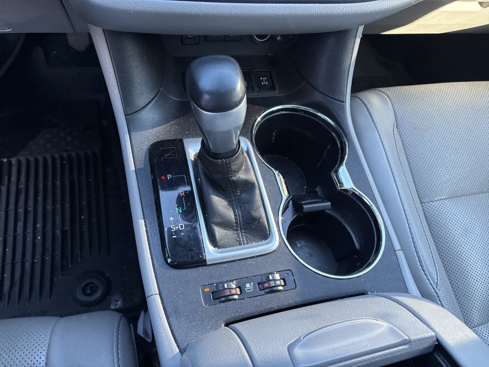 Thumbnail: 2017 Toyota Highlander - 6