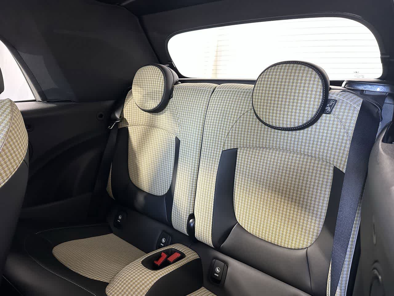 Thumbnail: 2022 MINI Cooper Convertible - 12