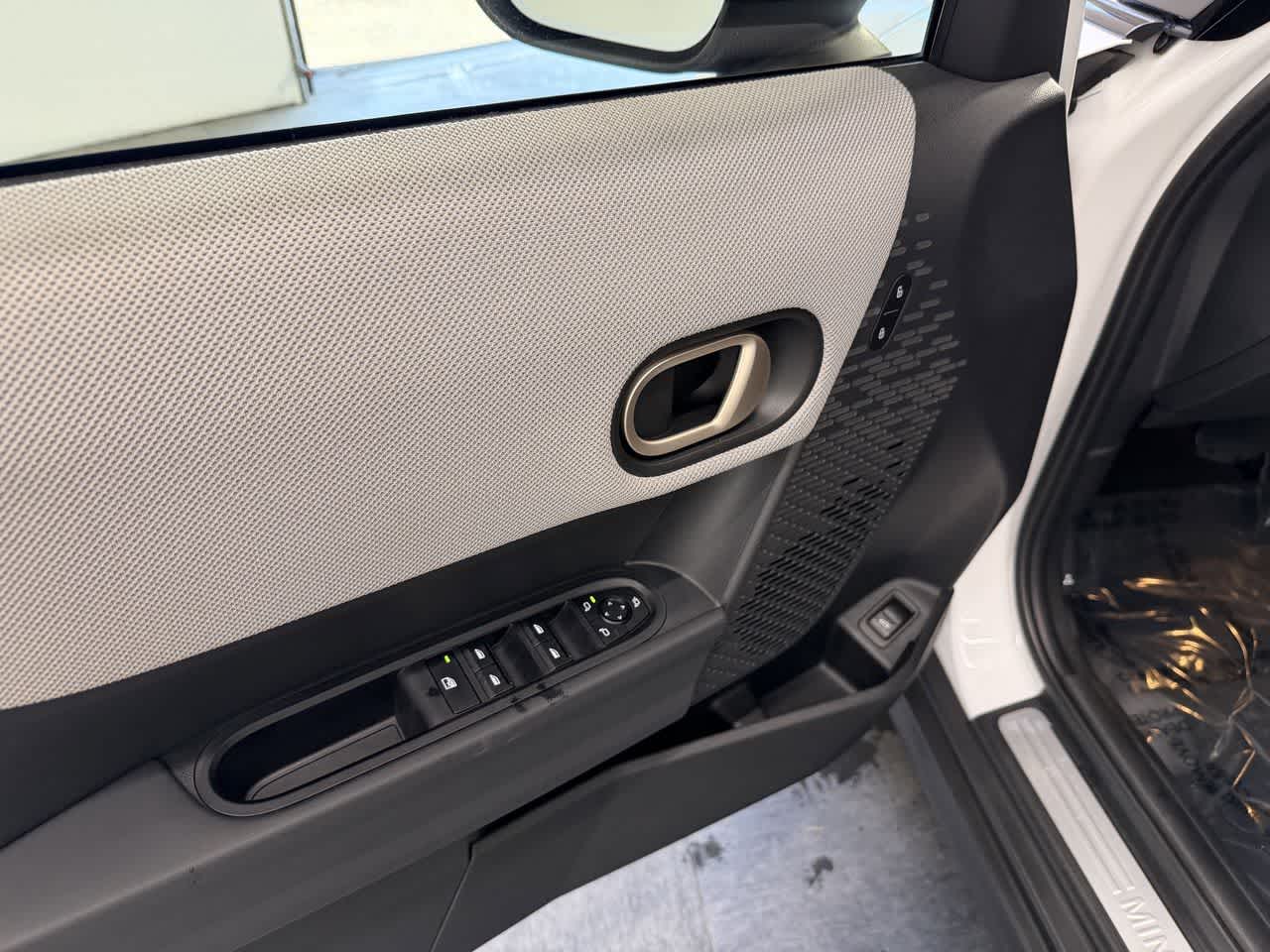 Thumbnail: 2025 MINI Cooper Hardtop - 14