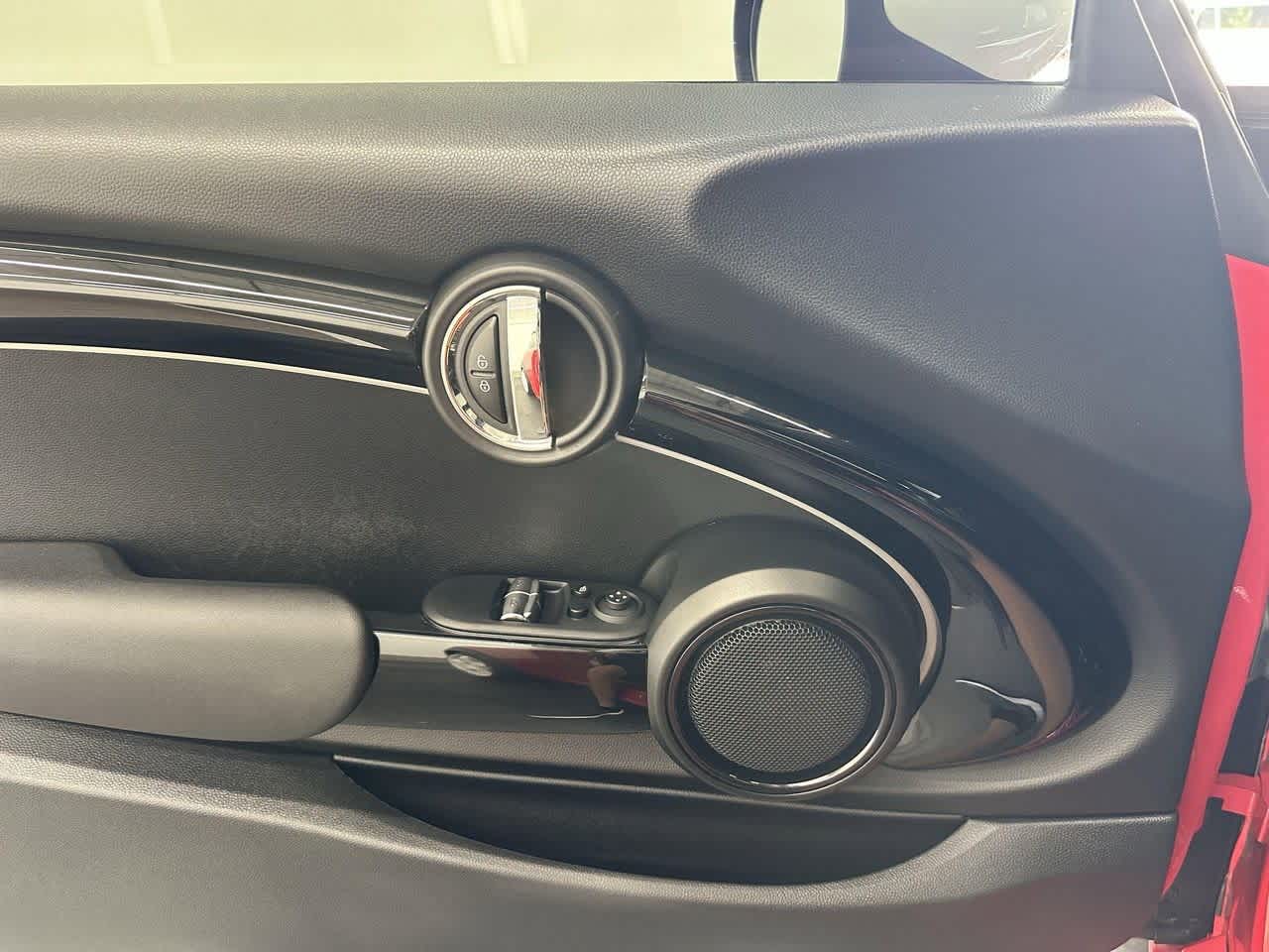 Thumbnail: 2024 MINI Cooper Hardtop - 17