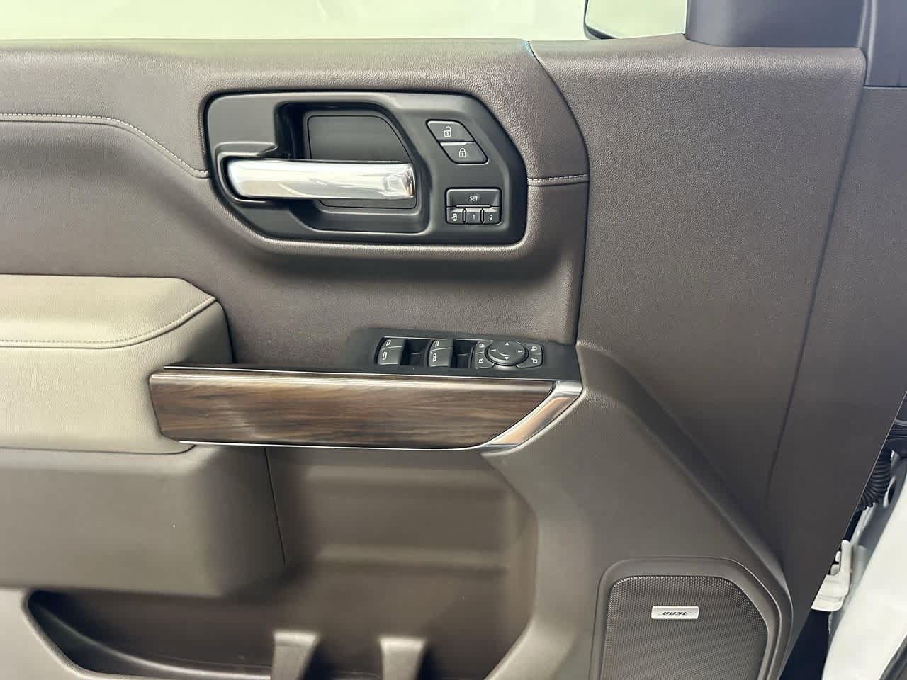 Thumbnail: 2019 GMC Sierra 1500 - 16