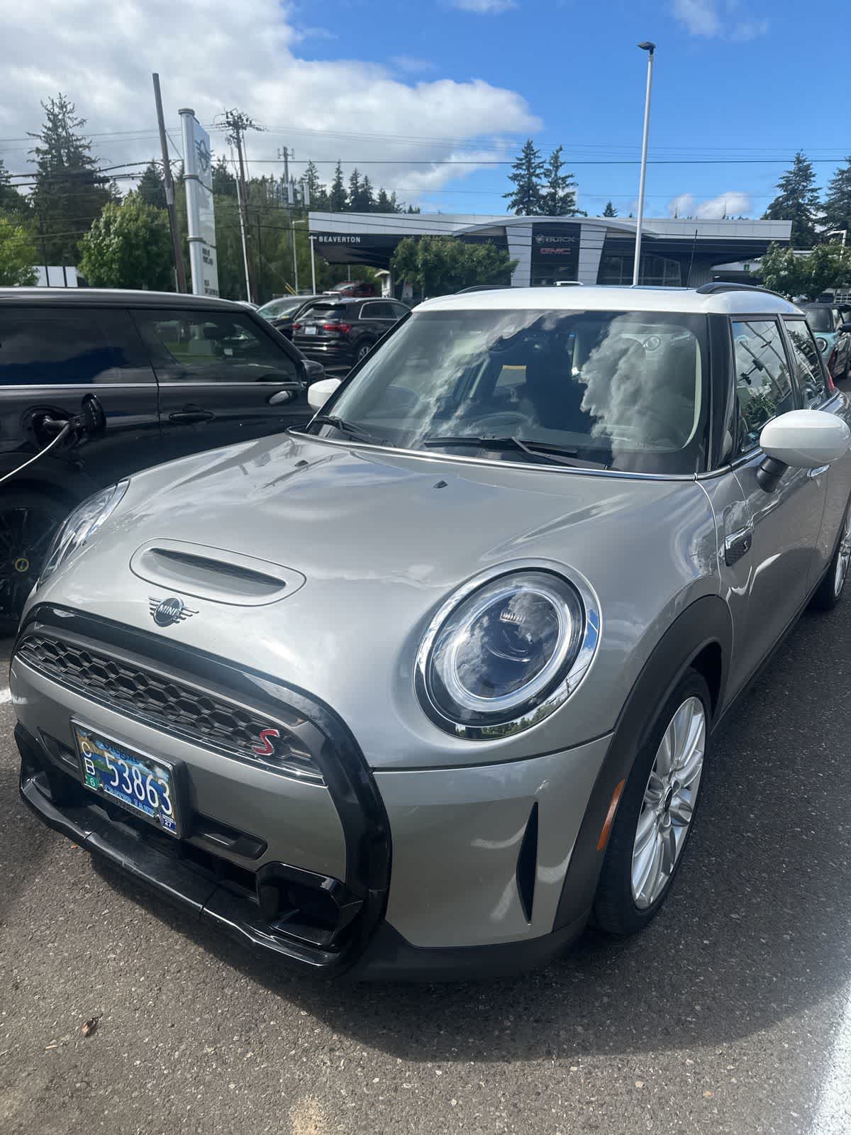 2024 MINI Hardtop Cooper S's photo