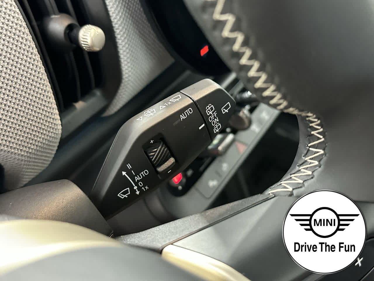 Thumbnail: 2025 MINI Cooper Hardtop - 15