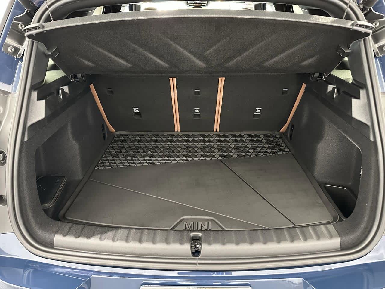 Thumbnail: 2026 MINI Cooper Countryman - 4