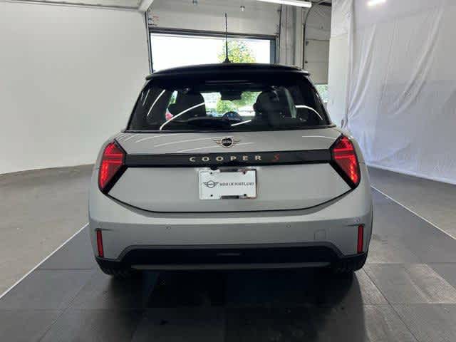 Thumbnail: 2025 MINI Cooper Hardtop - 4