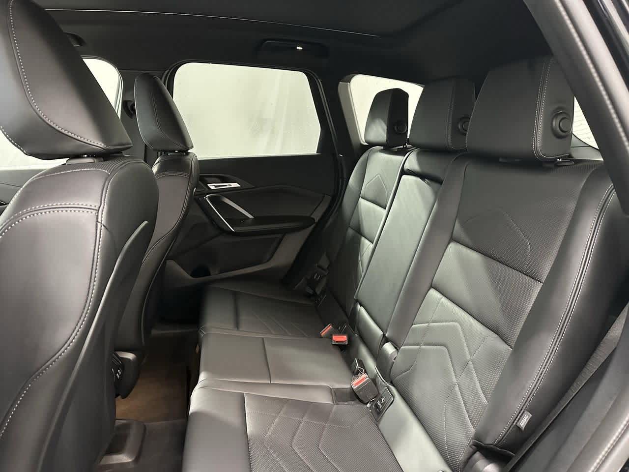 Thumbnail: 2025 BMW X1 - 10