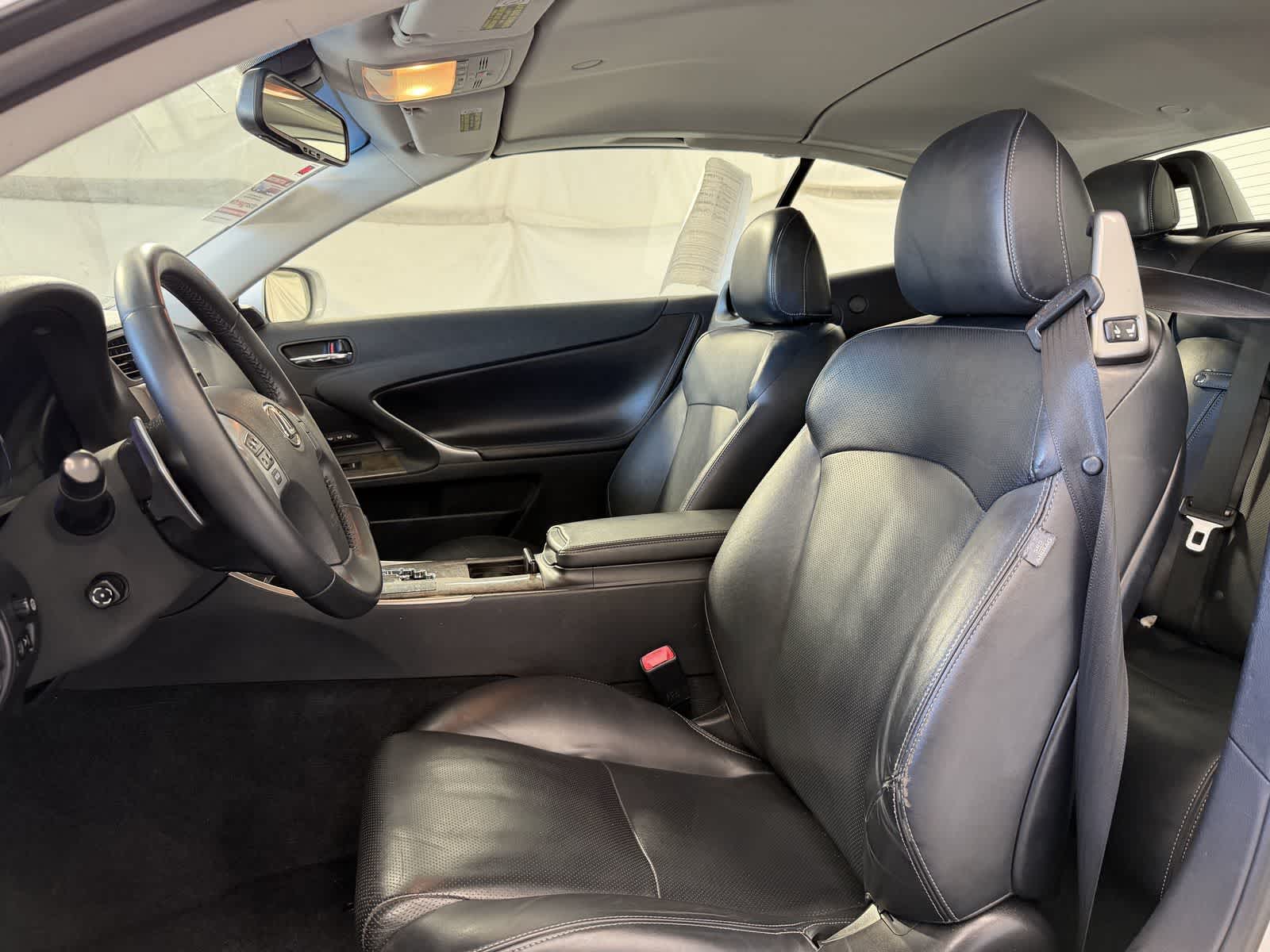 Thumbnail: 2011 Lexus IS - 9