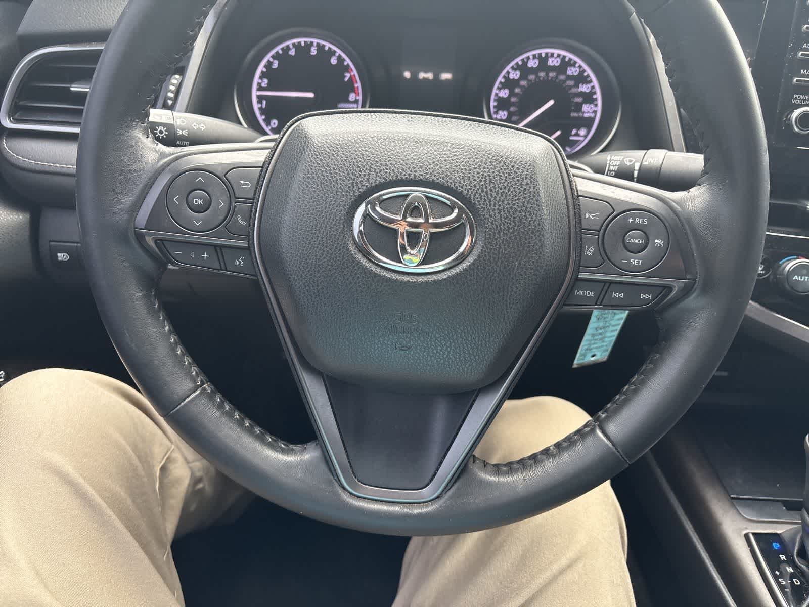 Thumbnail: 2022 Toyota Camry - 13