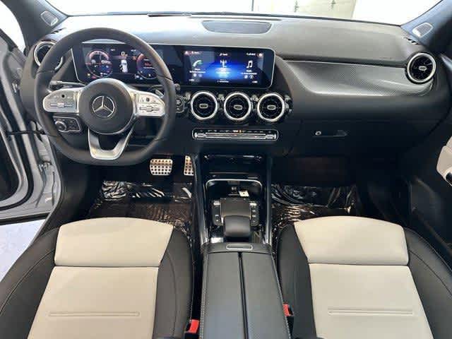 2021 Mercedes-Benz GLA 250 4MATIC 11