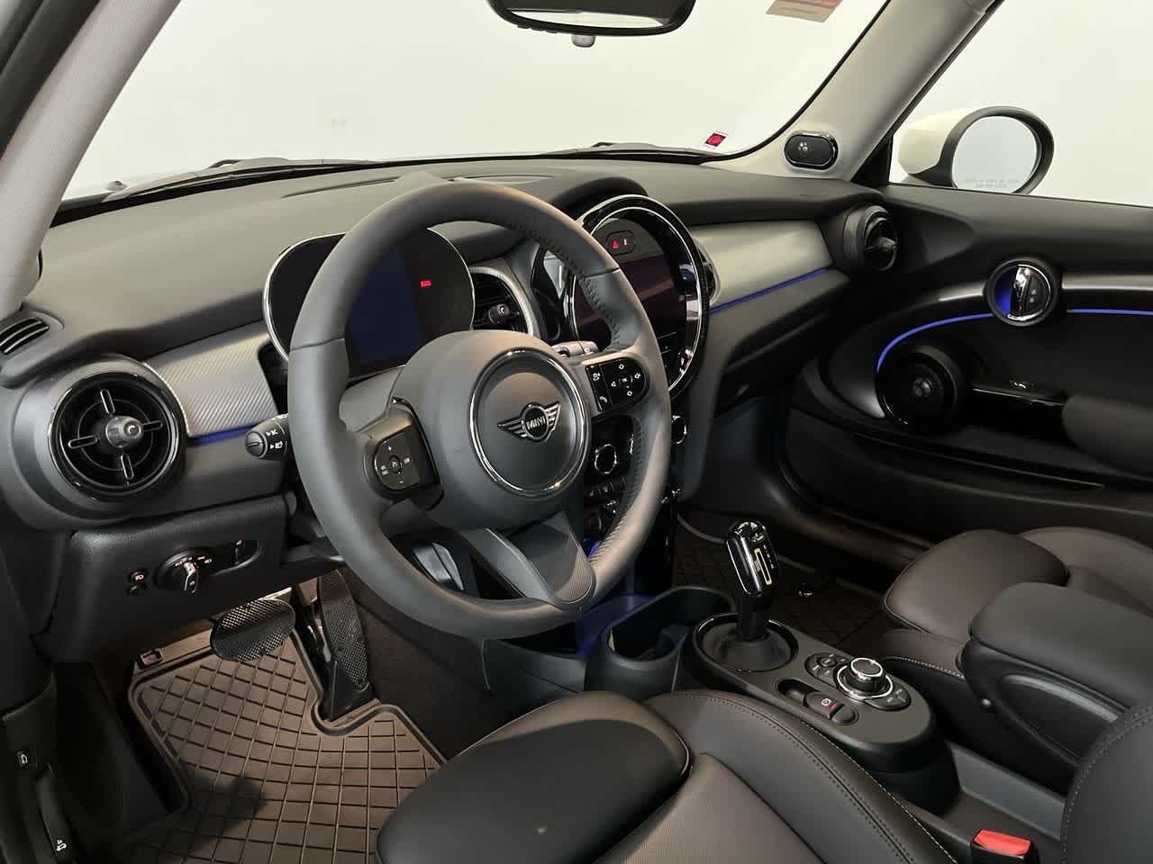 Thumbnail: 2024 MINI Cooper Hardtop - 2