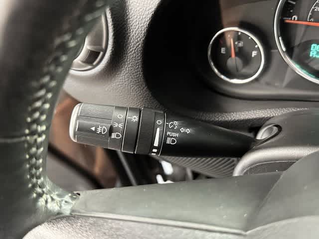 Thumbnail: 2013 Jeep Wrangler - 17