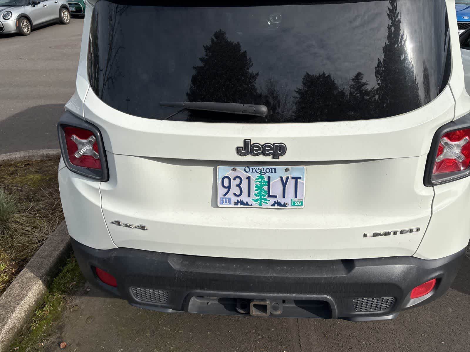 Thumbnail: 2016 Jeep Renegade - 5