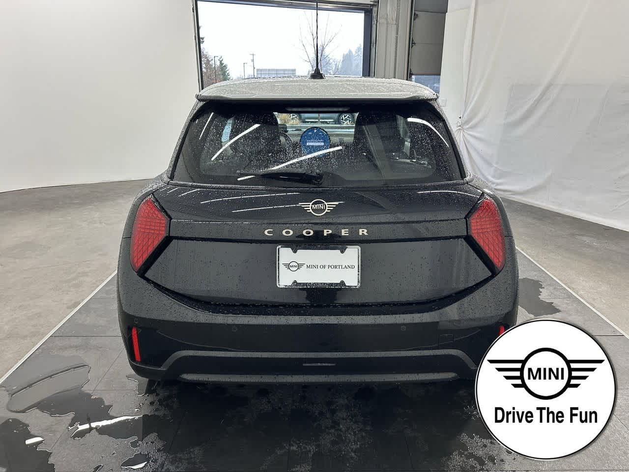 Thumbnail: 2025 MINI Cooper Hardtop - 4