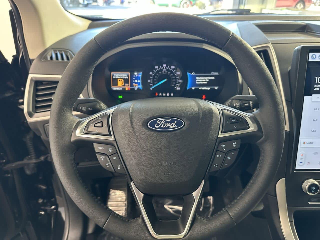 Thumbnail: 2022 Ford Edge - 13