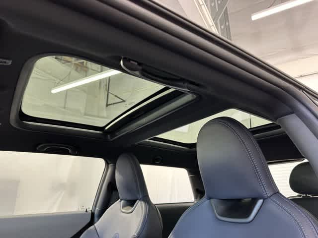 2025 MINI Cooper Hardtop S 13