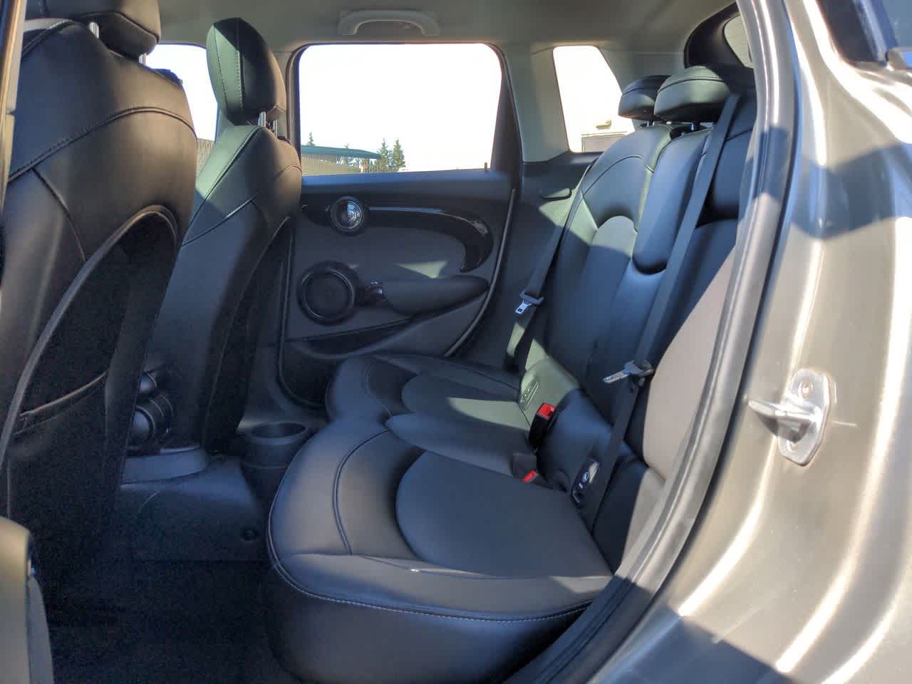 Thumbnail: 2018 MINI Cooper Hardtop - 20