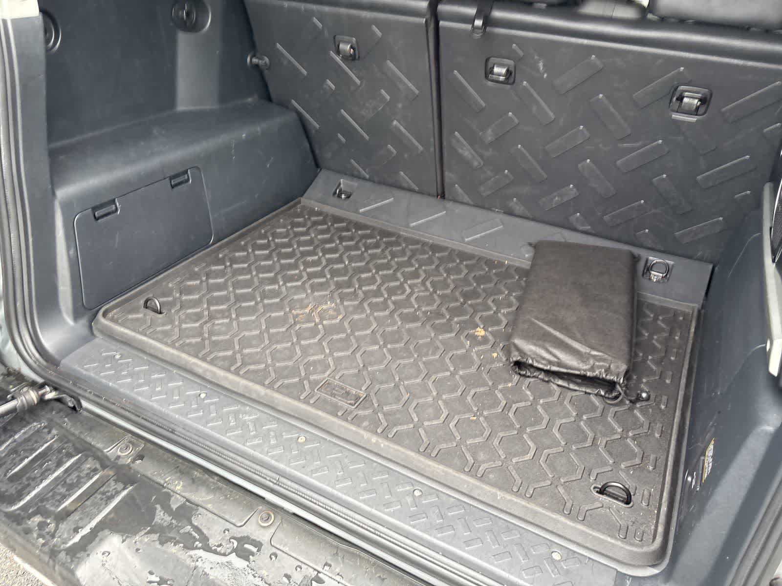 Thumbnail: 2014 Toyota FJ Cruiser - 6