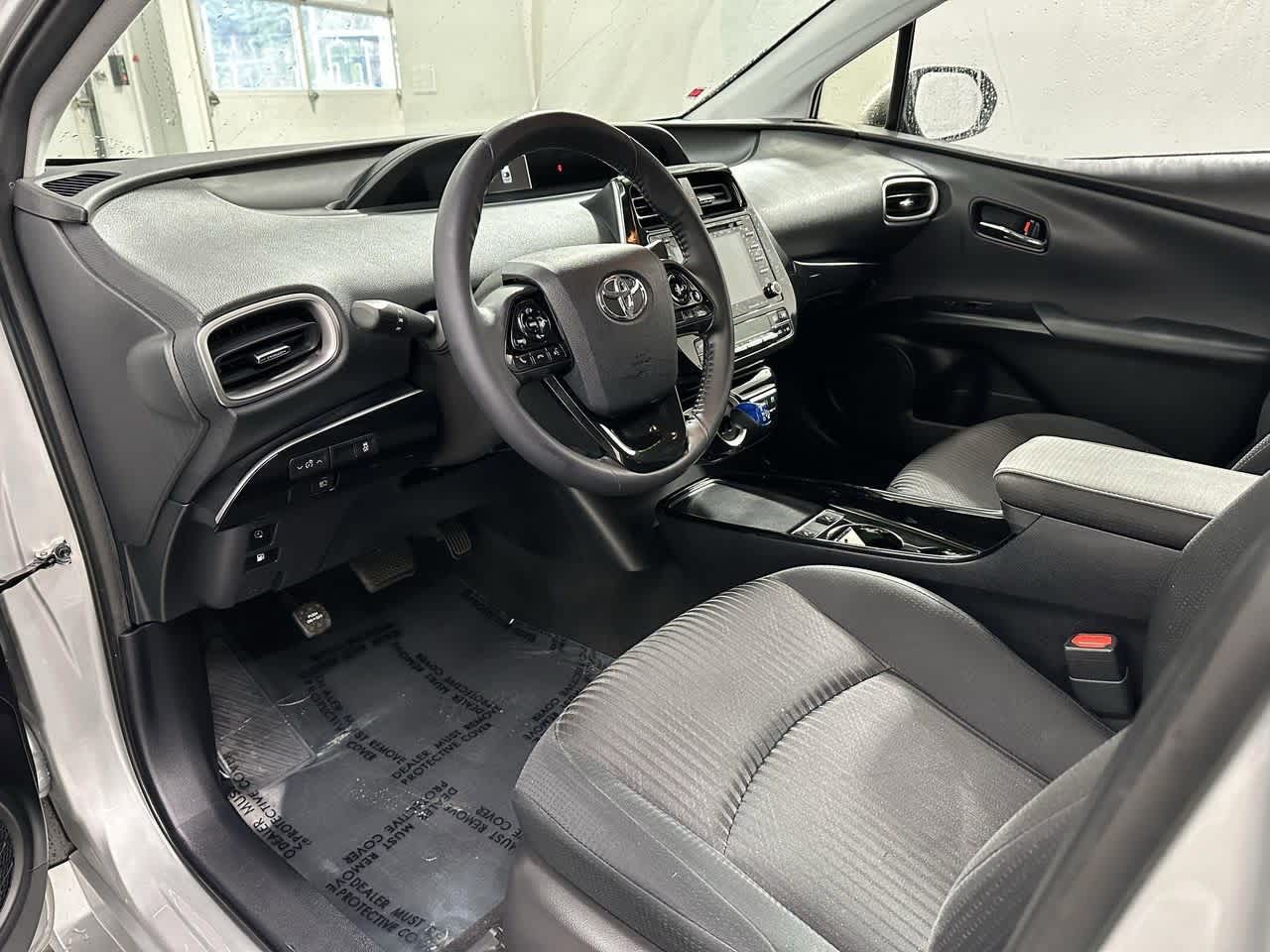 Thumbnail: 2022 Toyota Prius Prime - 9