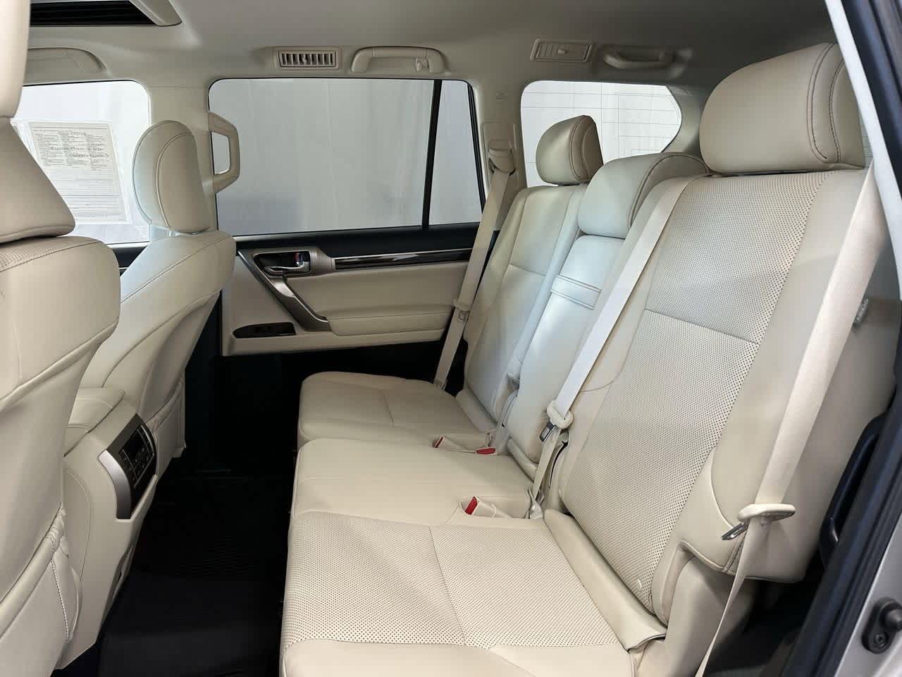 Thumbnail: 2021 Lexus GX - 11