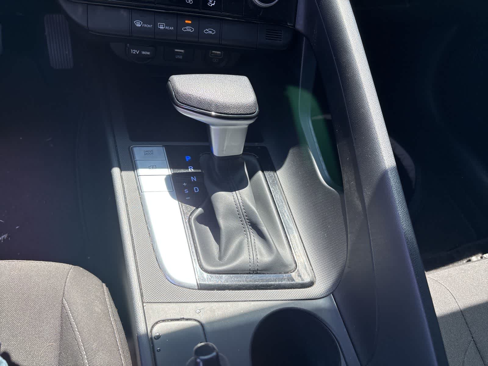 Thumbnail: 2022 Hyundai Elantra - 5