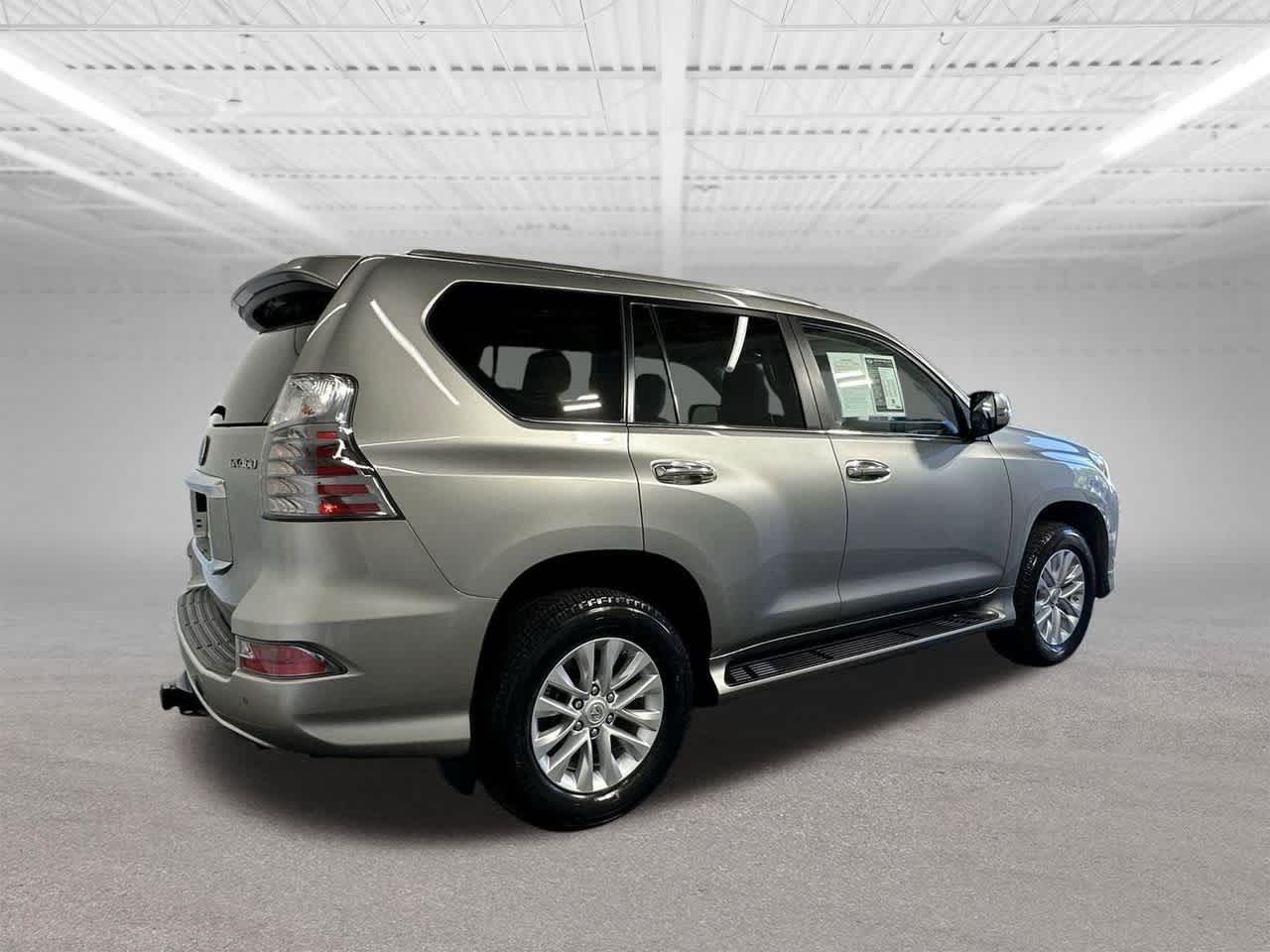 Thumbnail: 2021 Lexus GX - 5