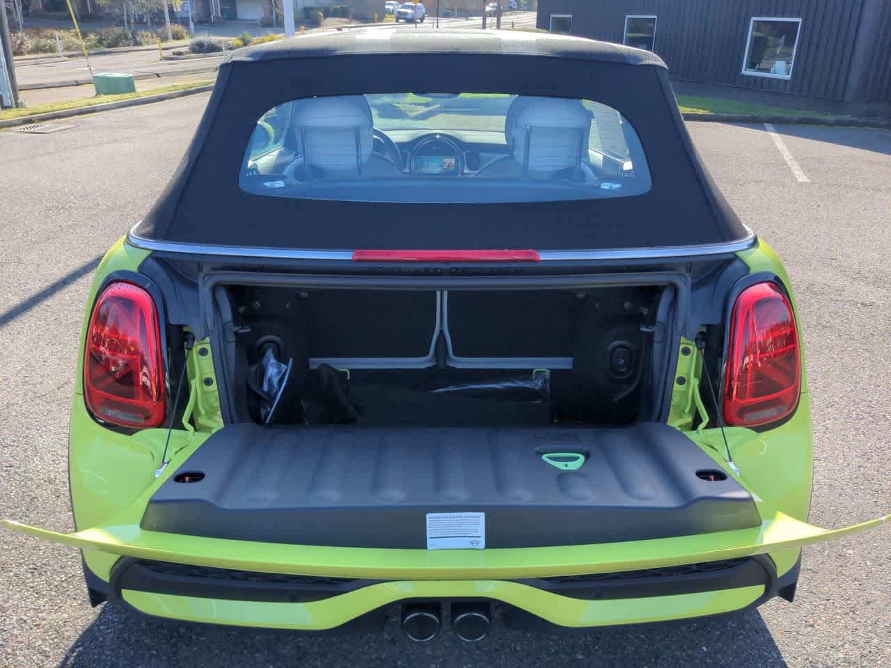 Thumbnail: 2023 MINI Cooper Convertible - 31