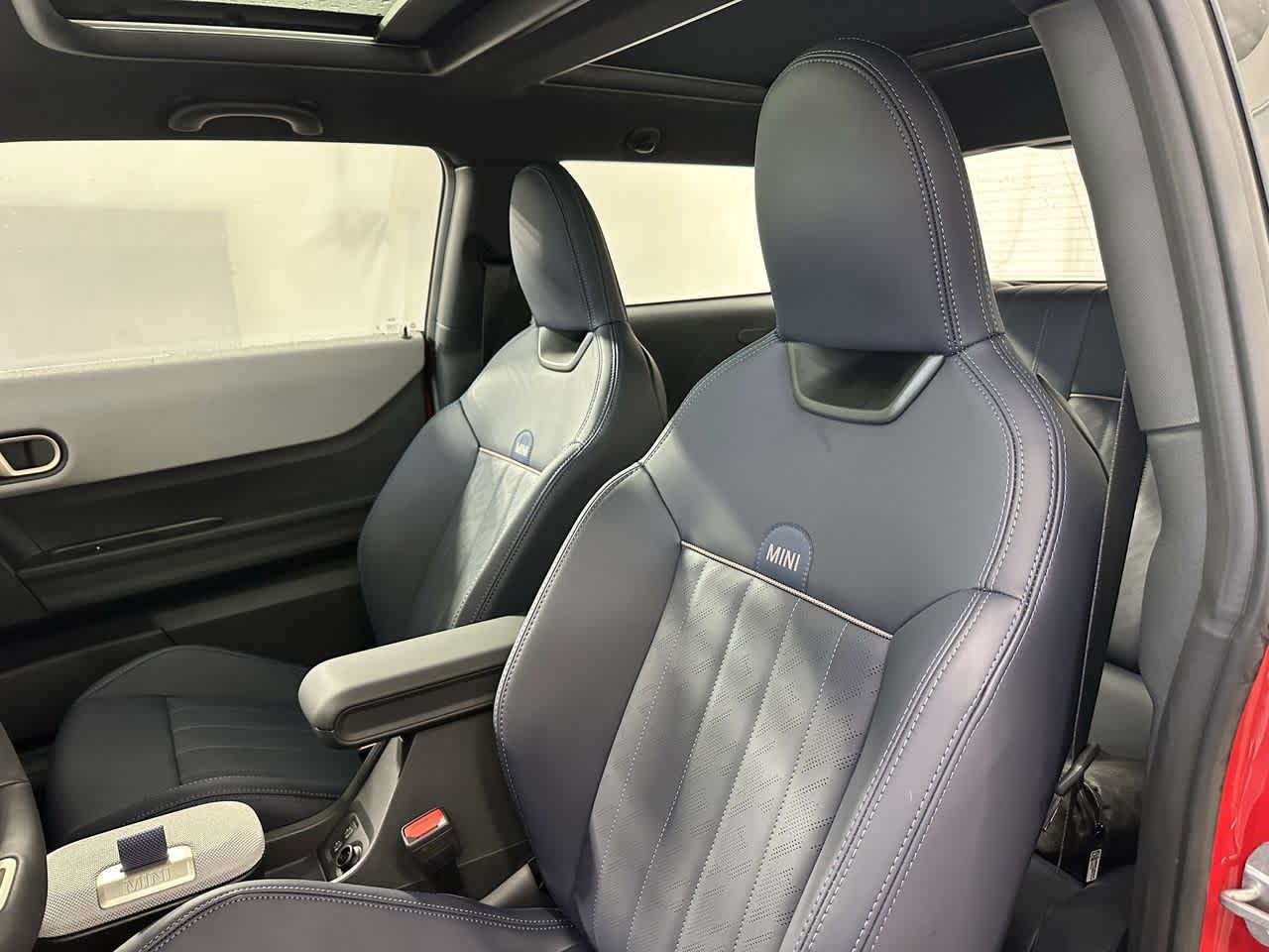 Thumbnail: 2026 MINI Cooper Hardtop - 10