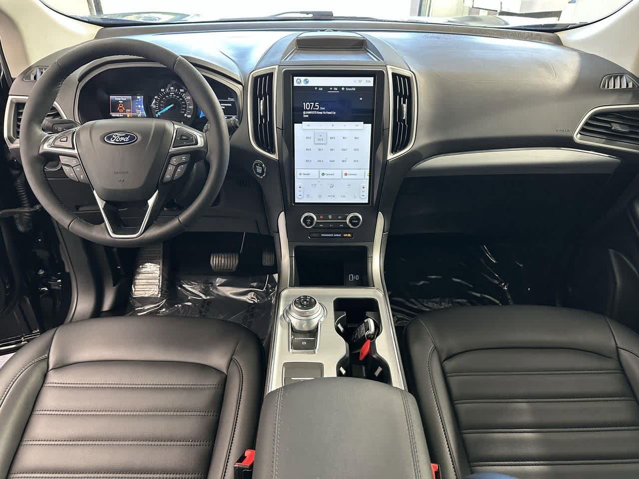 Thumbnail: 2022 Ford Edge - 12