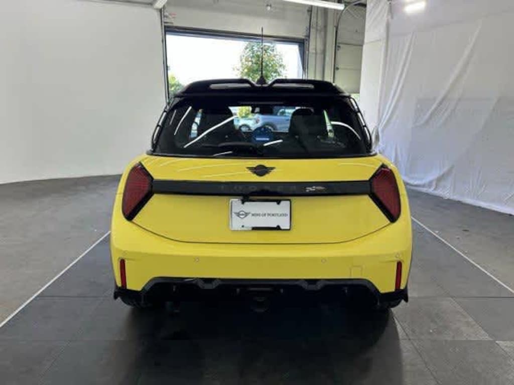 New 2026 MINI Hardtop 2 Door Iconic Hatchback