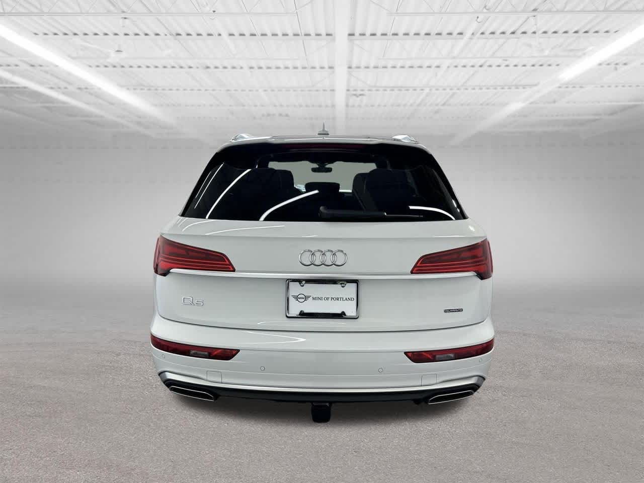 Thumbnail: 2022 Audi Q5 - 4