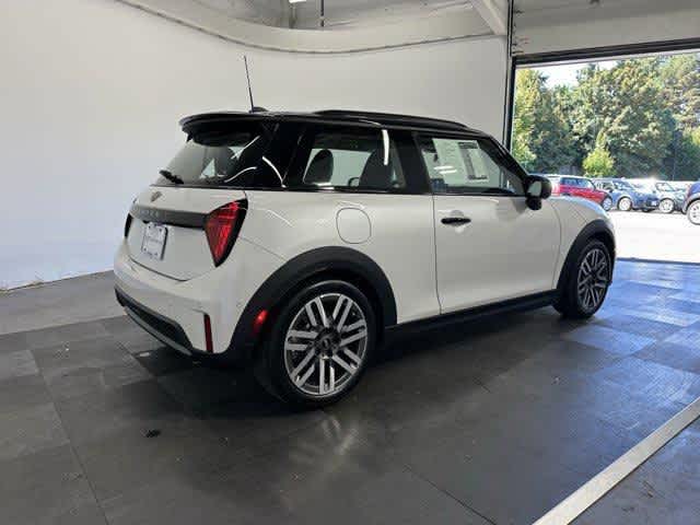 Thumbnail: 2025 MINI Cooper Hardtop - 6