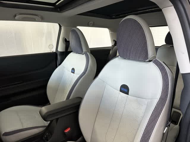 Thumbnail: 2025 MINI Cooper Hardtop - 11